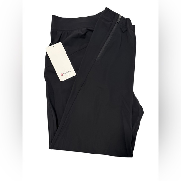 Lululemon Adapted State Jogger in Black - Picture 7 of 7